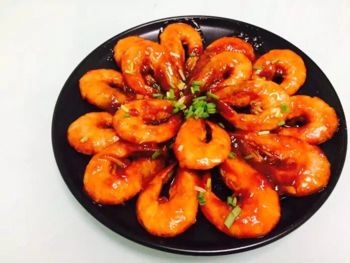 Hương vị thơm ngon khiến món tôm sốt cà chua rất ngon