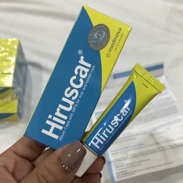 Kem trị sẹo Hiruscar (Nguồn: Internet) Kem trị sẹo Hiruscar (Nguồn: Internet)
