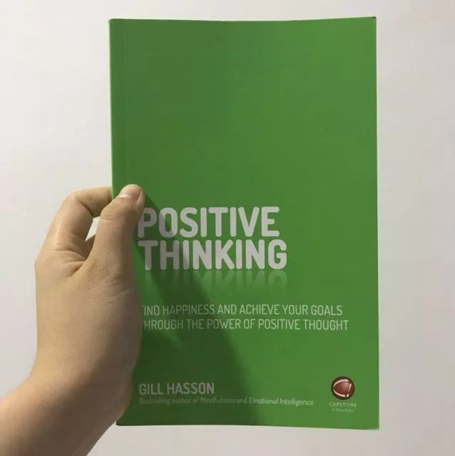 Bìa trước cuốn sách Positive Thinking (ảnh: internet).