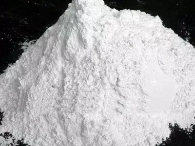 Cao lanh hay còn gọi là đất sét trắng đã được ứng dụng vào việc làm đẹp từ thời xa xưa. (nguồn: Internet)