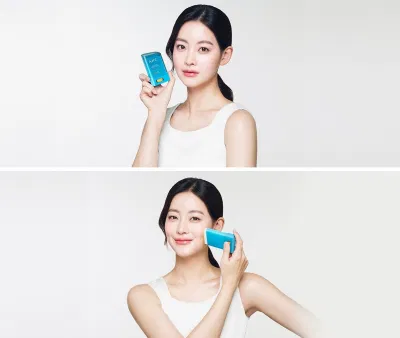 Giờ đây việc thoa kem chống nắng không còn là công đoạn tốn nhiều thời gian của các nàng nữa. (nguồn: Internet)