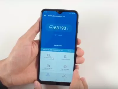 Điểm Antutu trên Galaxy M10