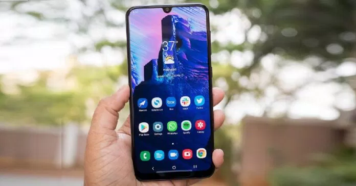Cấu hình mạnh mẽ với Exynos 9610