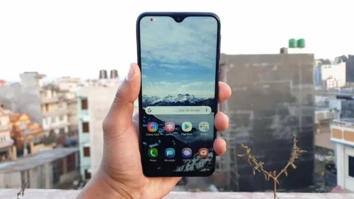Mở khóa khuôn mặt 2D nhanh chóng
