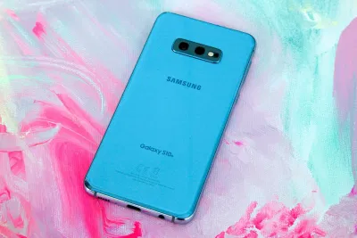 Camera kép cho khả năng chụp rất ấn tượng của Galaxy S10e