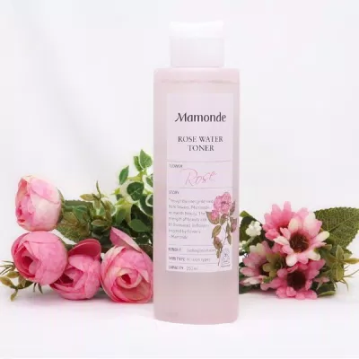 Nước hoa hồng Mamonde nổi tiếng với công dụng cấp ẩm và làm sạch da 