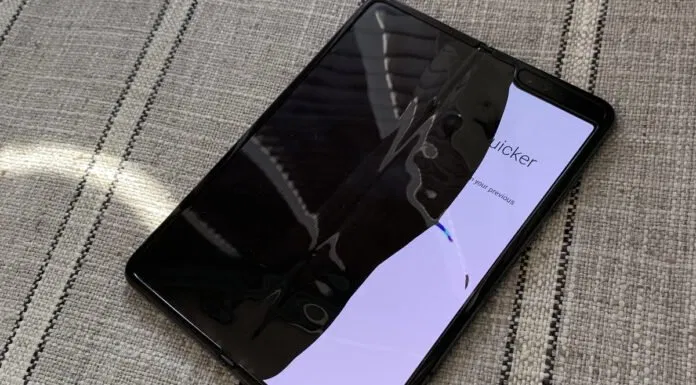 Lỗi màn hình Galaxy Fold