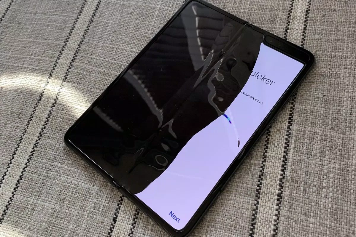 Lỗi màn hình Galaxy Fold