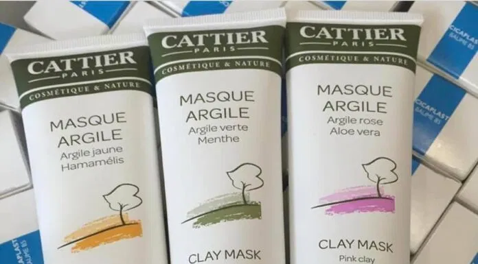 Mặt nạ đất sét Cattier Clay Mask có tận 3 phiên bản cho các loại da khác nhau. (nguồn: Internet)