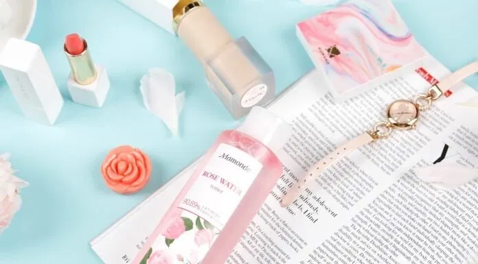 Nước hoa hồng Mamonde Rose Water Toner
