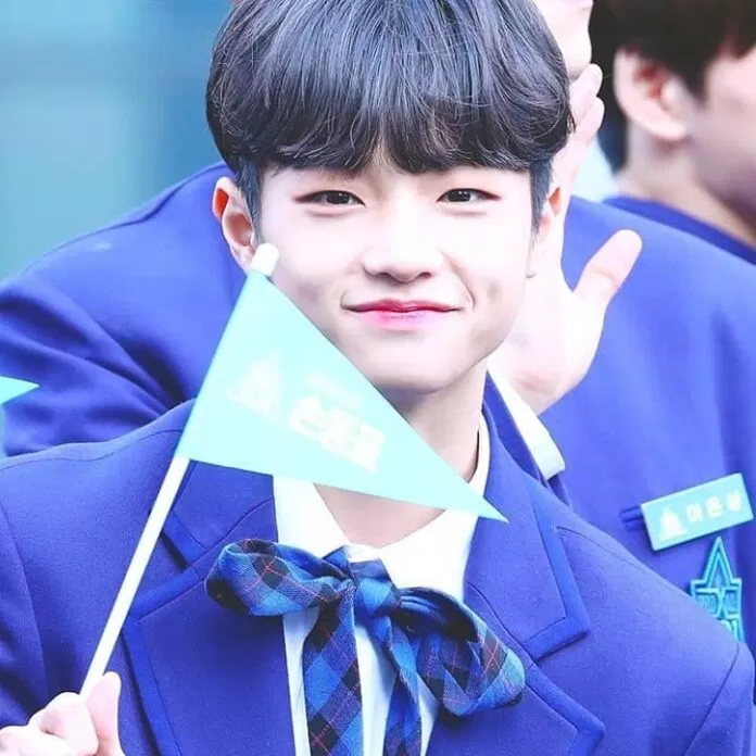 Dongpyo 18 tuổi, là thực tập sinh 1 năm 5 tháng (Ảnh: Twitter)