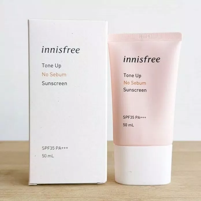 Innisfree Tone Up No Sebum Sunscreen có bảng thành phần lành tính. không chứa các chất gây hại cho da. (nguồn: Internet)