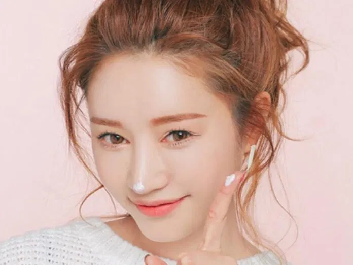 Bạn nên thoa kem chống nắng mỗi ngày