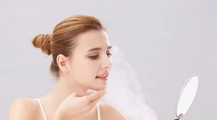 Xông mặt trước khi sử dụng mặt nạ là một mẹo để giúp phát huy tối đa tác dụng của mặt nạ. (Nguồn: Internet)