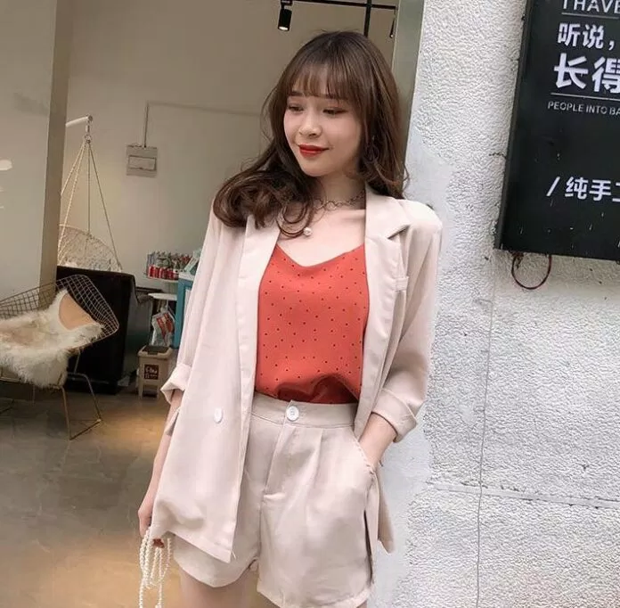 Áo hai dây lụa