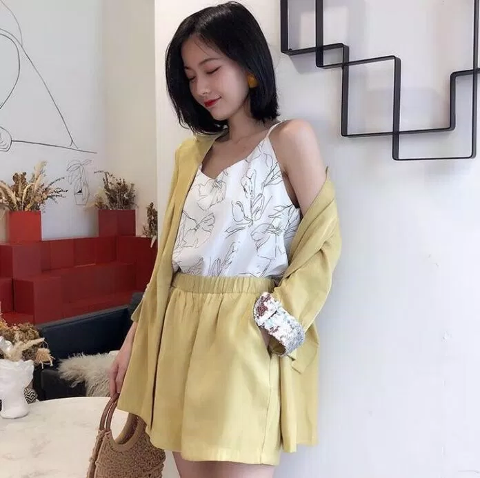 Áo hai dây lụa