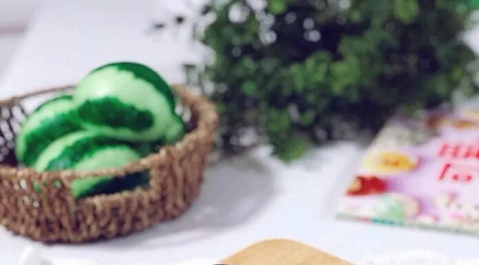 Bánh bao dưa hấu vị lá dứa