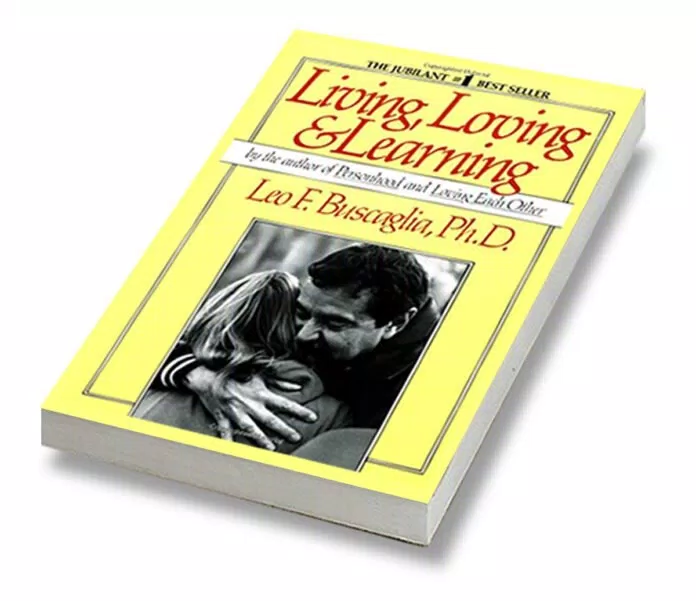 Bìa trước cuốn sách Living Loving and Learning (ảnh: internet).