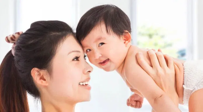 chăm sóc con nhỏ