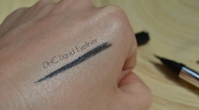 Bút dạ kẻ mắt DHC Liquid Eyeliner EX