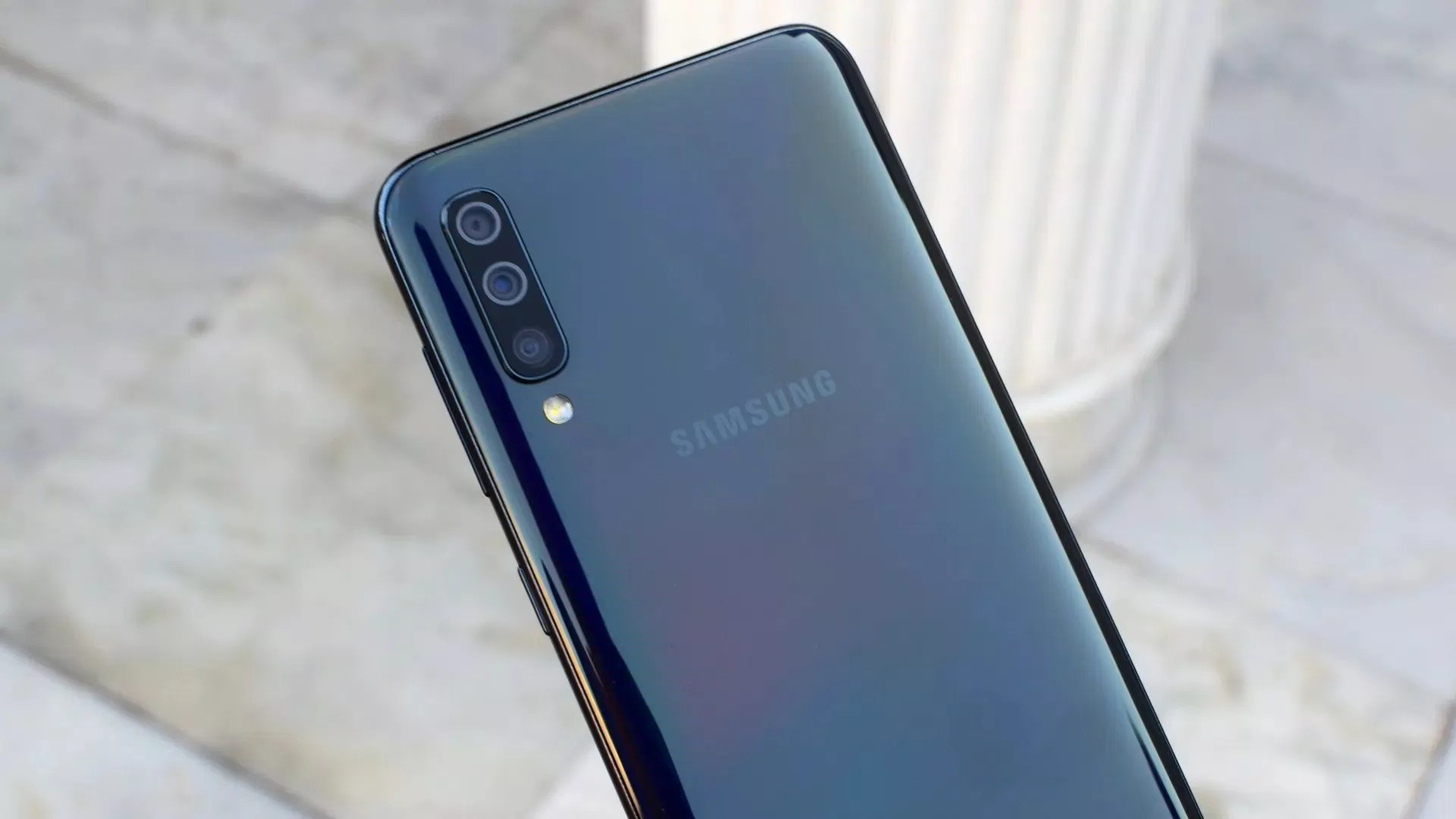 Cụm 3 camera chất lượng của Galaxy A50