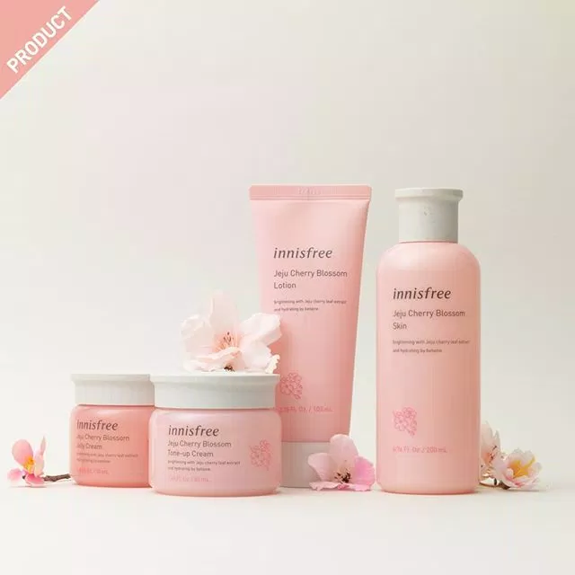 Dòng sản phẩm hoa anh đào đình đám cỉa Innisfree