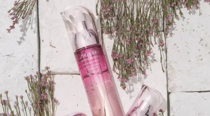 Dòng sản phẩm Shiseido White Lucent Multibright nổi tiếng của hãng