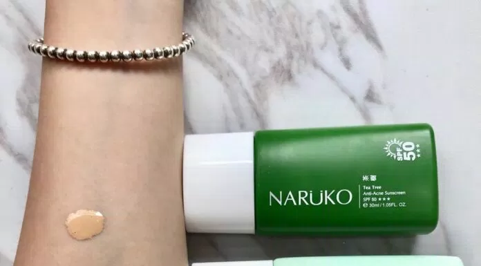 So với kem chống nắng nâng tone bình thường thì Naruko Tea Tree Anti-Acne Sunscreen vừa nâng tone vừa có độ che phủ như kem nền. (nguồn: Internet)