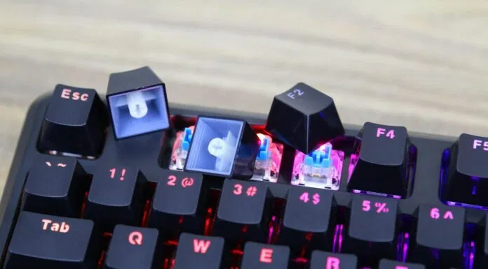 Blue Switch trên Fuhlen M87s