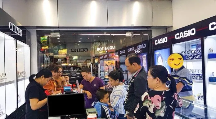 Cửa hàng đồng hồ chính hãng tại TP Hồ Chí Minh
