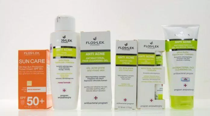 Dòng sản phẩm trị mụn của Floslek luôn gây sốt và nhận được sự yêu thích từ người tiêu dùng. (nguồn: Internet)
