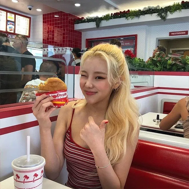 JooE