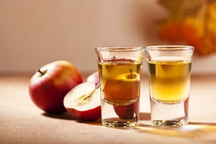 Giấm táo có thể trị các loại mụn khác nhau kể cả mụn gạo. (nguồn: Internet)