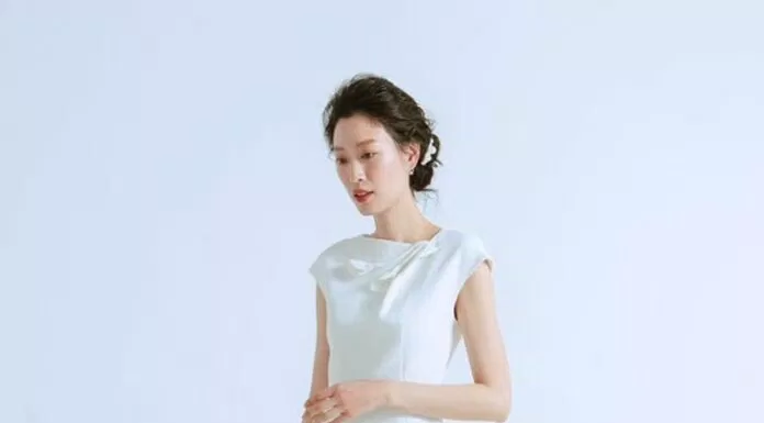 Váy liền thân
