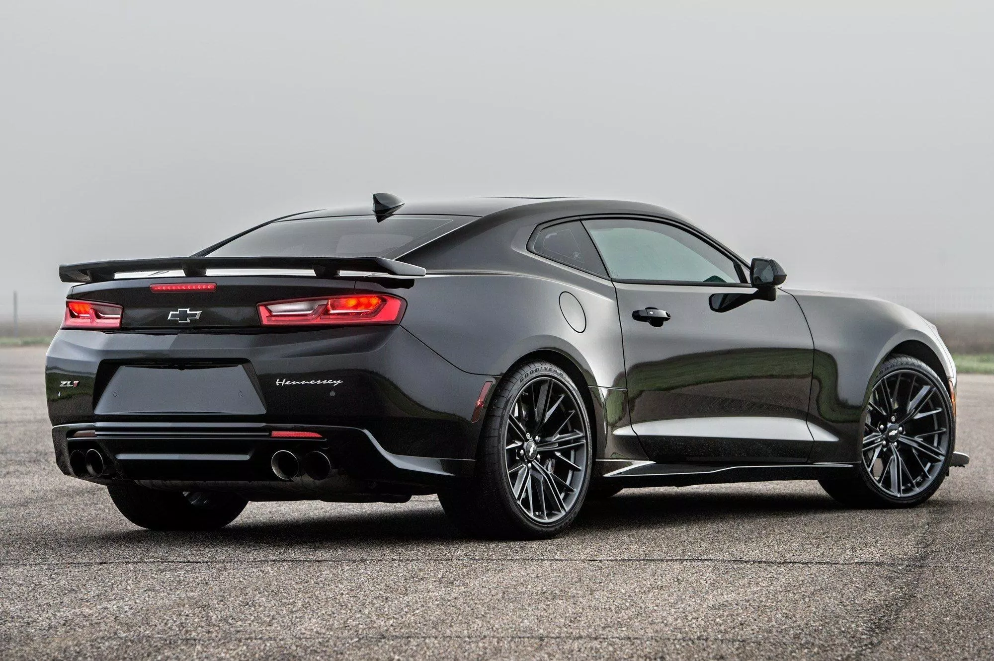 Camaro ZL1 1LE 2019 có giá bán khi mới ra mắt là 71.000 USD.