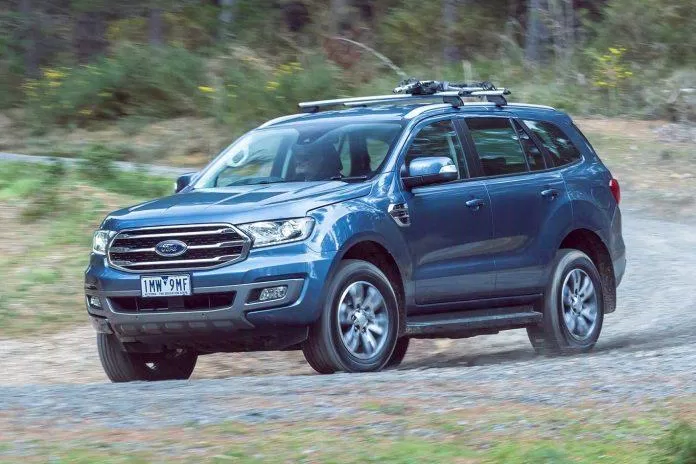 Nằm trong phân khúc SUV 7 chỗ đầy đủ tiện nghi cộng với bề ngoài thanh lịch. Nằm trong phân khúc SUV 7 chỗ đầy đủ tiện nghi cộng với bề ngoài thanh lịch.