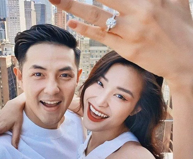 Ông Cao Thắng cầu hôn Đông Nhi