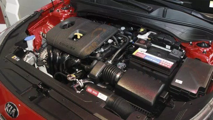 KIA Cerato 2019 Động cơ xe nằm ở mức chấp nhận được.