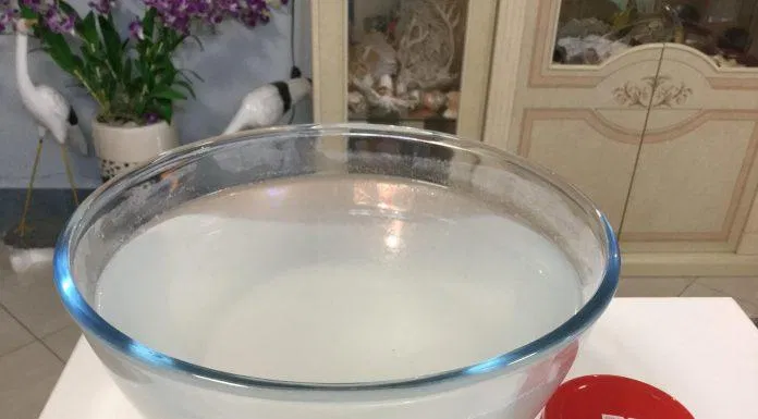 Bí đỏ nhân trứng nước cốt dừa