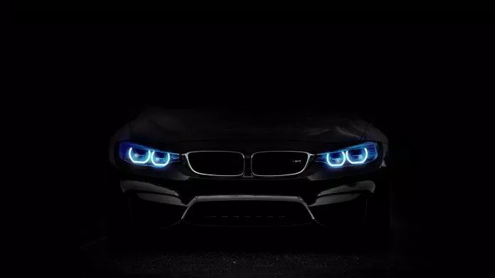 BMW là mẫu xe hướng về sự năng động, trẻ trung cho khách hàng. BMW là mẫu xe hướng về sự năng động, trẻ trung cho khách hàng.
