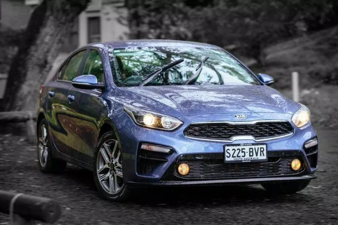 Cerato Đời 2019 Giá xe rất cạnh tranh với các dòng khác cùng phân khúc.