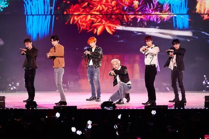 buổi biểu diễn của EXO