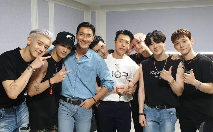 buổi biểu diễn của EXO