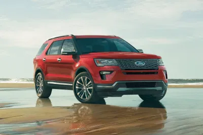 Thuộc dòng SUV sang trọng 7 chỗ, thiết kế đậm chất "Mỹ". thuộc dòng SUV sang trọng 7 chỗ, thiết kế đậm chất "Mỹ".