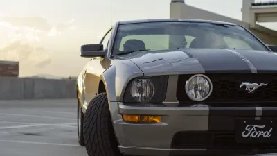 Nổi tiếng nhất của dòng Ford là Ford Mustang, được mệnh danh là "Con ngựa hoang". Nổi tiếng nhất của dòng Ford là Ford Mustang, được mệnh danh là "Con ngựa hoang".