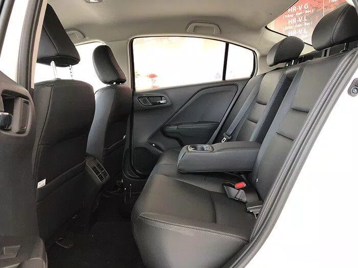 Hàng ghế sau của Honda City 2019 rất rộng rãi thoải mái (ảnh: internet)