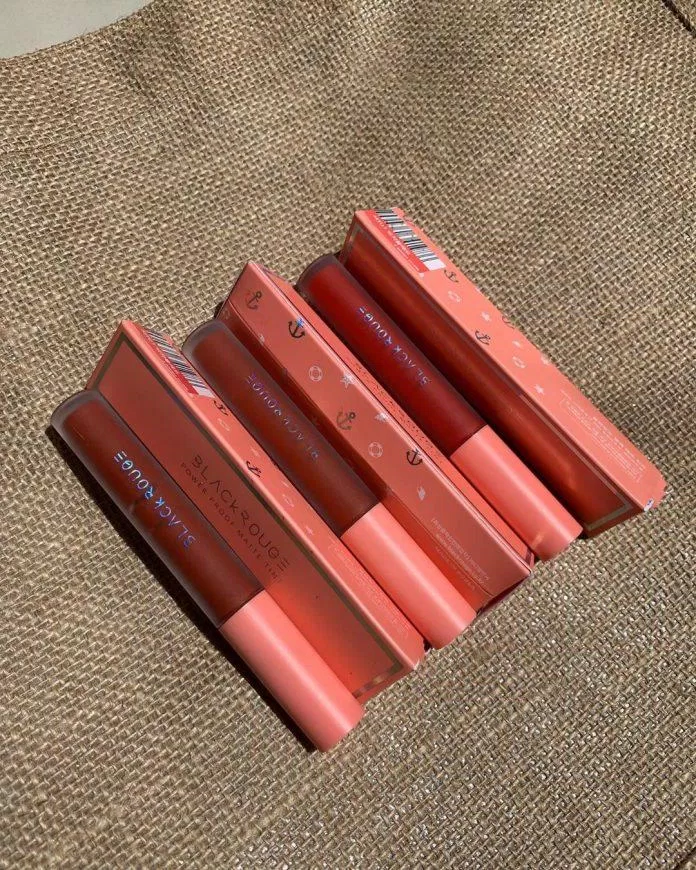 Vỏ son Black Rouge All Day Power Proof Matte Tint.
