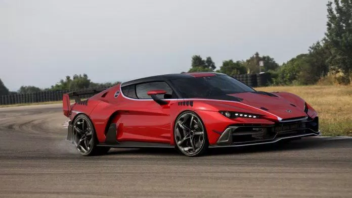 Italdesign ZeroUno được bán với giá khoảng 1.2 Triệu USD, nhưng bạn phải là khách hàng quen thuộc của hãng mới có cơ hội mua được xe này. Italdesign ZeroUno được bán với giá khoảng 1.2 Triệu USD, nhưng bạn phải là khách hàng quen thuộc của hãng mới có cơ hội mua được xe này.