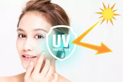 Bôi kem chống nắng trước khi ra ngoài trời từ 20-30p để bảo vệ da an toàn trước tia UV (Ảnh: Internet)