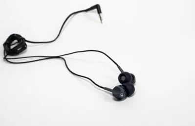 Hình ảnh tai nghe nhét tai Sennheiser CX 213